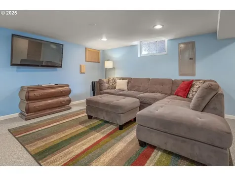 1605 SE 22nd Avenue Portland OR 97214