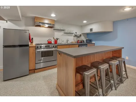 1605 SE 22nd Avenue Portland OR 97214