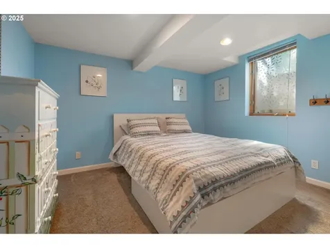 1605 SE 22nd Avenue Portland OR 97214