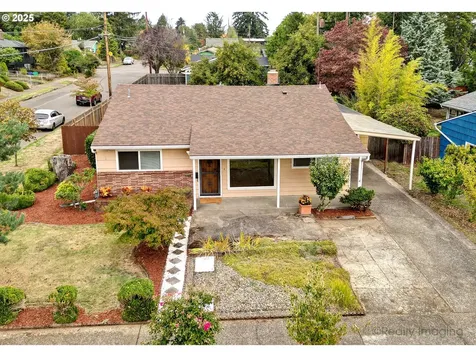 7701 SE Lincoln Street Portland OR 97215