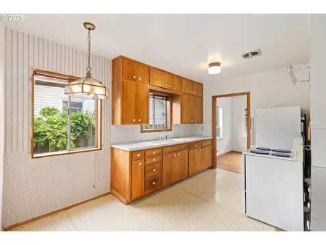 1412 NE 53rd Avenue Portland OR 97213