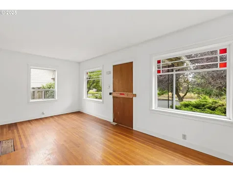 1412 NE 53rd Avenue Portland OR 97213