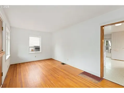 1412 NE 53rd Avenue Portland OR 97213
