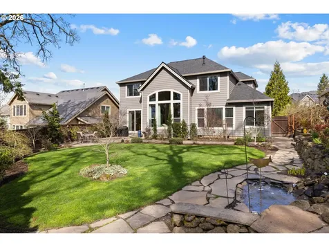 5208 N Fairway Street Newberg OR 97132