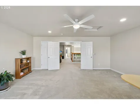 5208 N Fairway Street Newberg OR 97132
