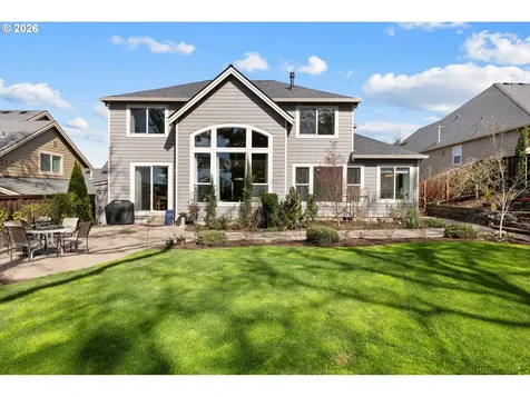 5208 N Fairway Street Newberg OR 97132