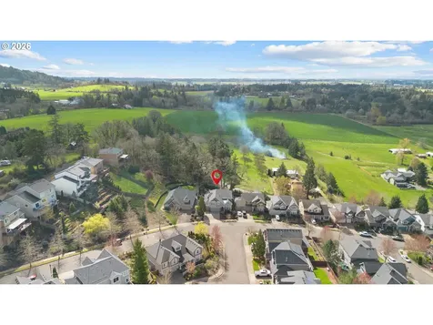 5208 N Fairway Street Newberg OR 97132