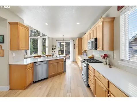 5208 N Fairway Street Newberg OR 97132