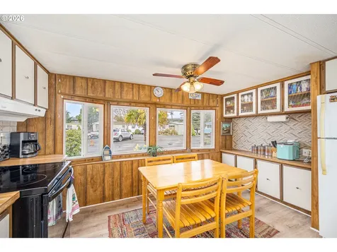 3760 Highway 101 Florence OR 97439