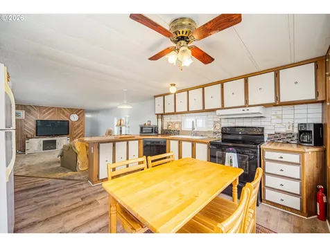 3760 Highway 101 Florence OR 97439