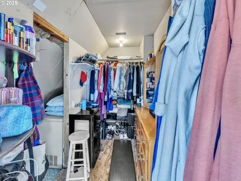 90589 Clark Road Warrenton OR 97146