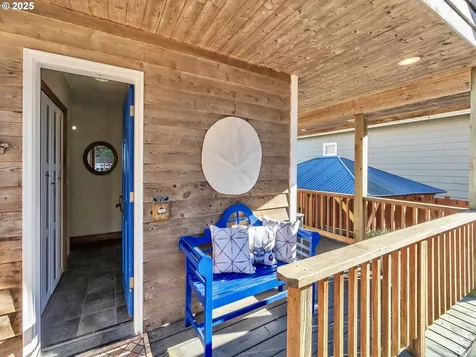 90589 Clark Road Warrenton OR 97146