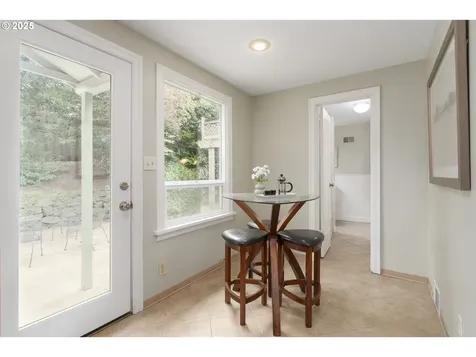 2111 Lincoln Street Eugene OR 97405