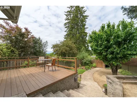 2111 Lincoln Street Eugene OR 97405