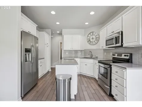 14748 SW Fern Street Portland OR 97223