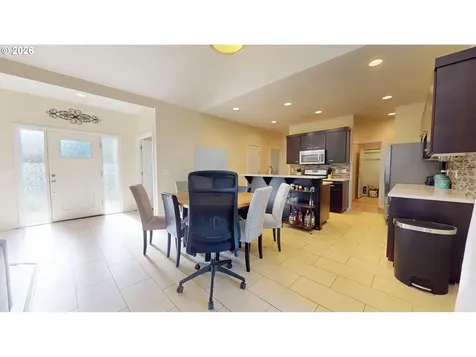 375 Mia Lane Eugene OR 97401