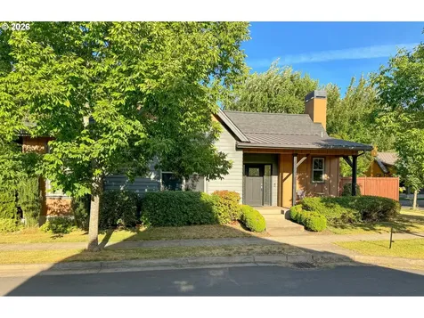 375 Mia Lane Eugene OR 97401
