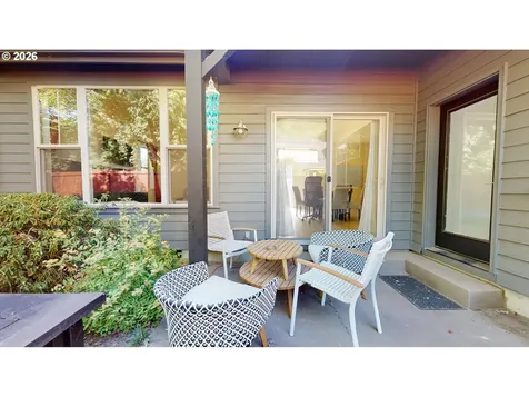 375 Mia Lane Eugene OR 97401