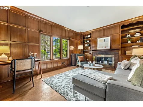 3028 SE Crystal Springs Boulevard Portland OR 97202