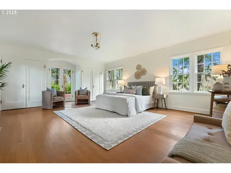 3028 SE Crystal Springs Boulevard Portland OR 97202