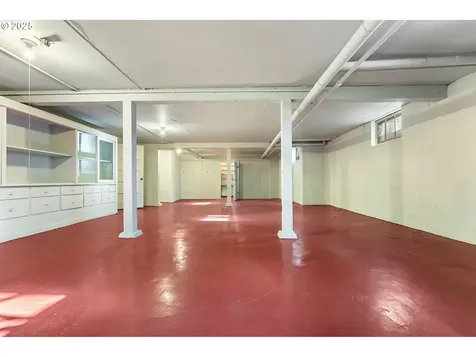 3028 SE Crystal Springs Boulevard Portland OR 97202