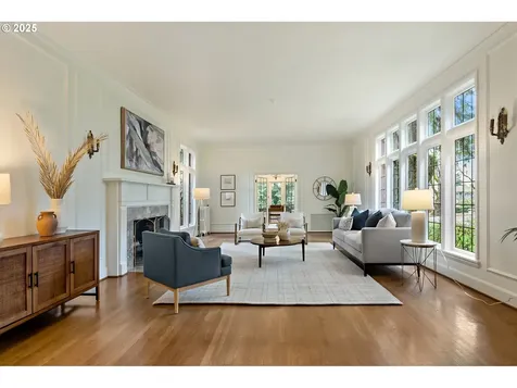 3028 SE Crystal Springs Boulevard Portland OR 97202