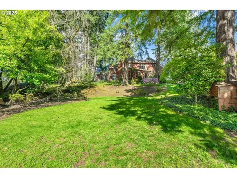 3028 SE Crystal Springs Boulevard Portland OR 97202