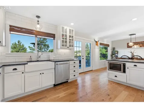 99 Walnut Street La Grande OR 97850