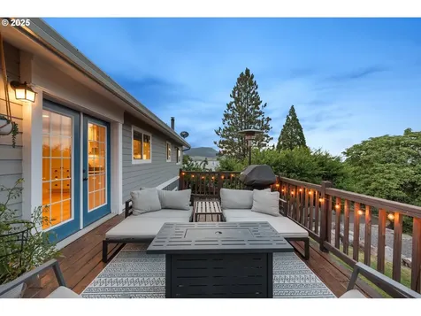 99 Walnut Street La Grande OR 97850