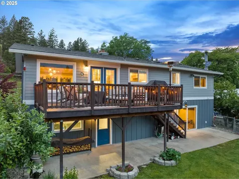 99 Walnut Street La Grande OR 97850