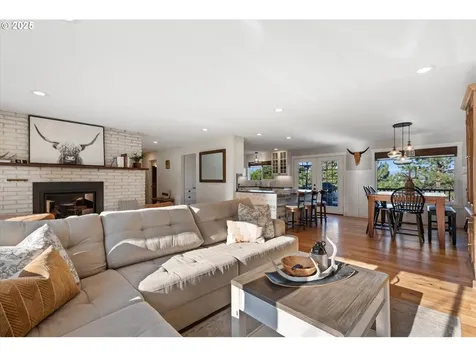 99 Walnut Street La Grande OR 97850