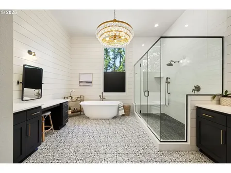 13585 Goodall Road Lake Oswego OR 97034