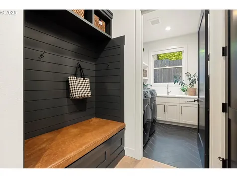 13585 Goodall Road Lake Oswego OR 97034