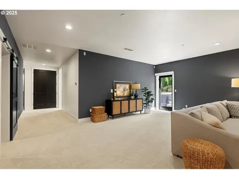 13585 Goodall Road Lake Oswego OR 97034