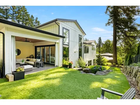 13585 Goodall Road Lake Oswego OR 97034