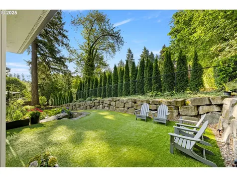 13585 Goodall Road Lake Oswego OR 97034