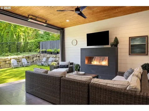 13585 Goodall Road Lake Oswego OR 97034