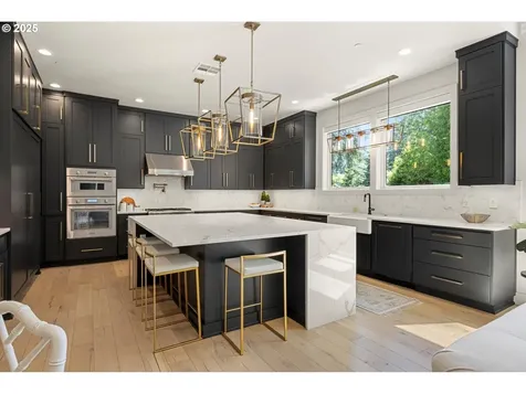 13585 Goodall Road Lake Oswego OR 97034