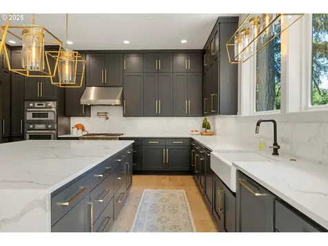 13585 Goodall Road Lake Oswego OR 97034