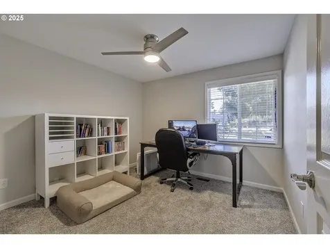 211 SE 33rd Avenue Hillsboro OR 97123