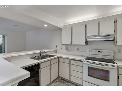 5054 Foothills Drive Lake Oswego OR 97034