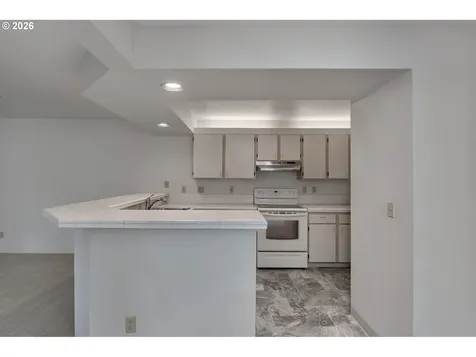 5054 Foothills Drive Lake Oswego OR 97034