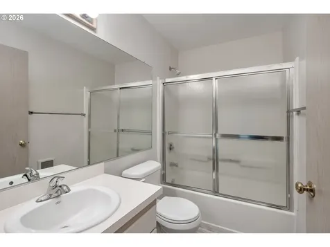 5054 Foothills Drive Lake Oswego OR 97034