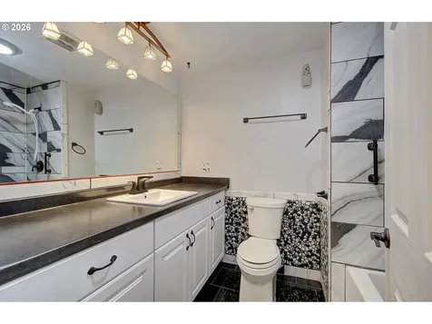 12607 SE 11th Street Vancouver WA 98683