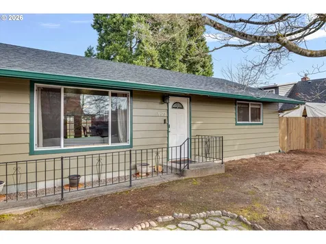 1173 SE Elm Street Hillsboro OR 97123