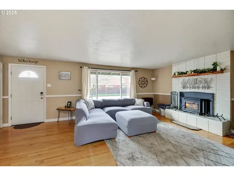 1173 SE Elm Street Hillsboro OR 97123