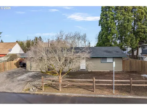 1173 SE Elm Street Hillsboro OR 97123