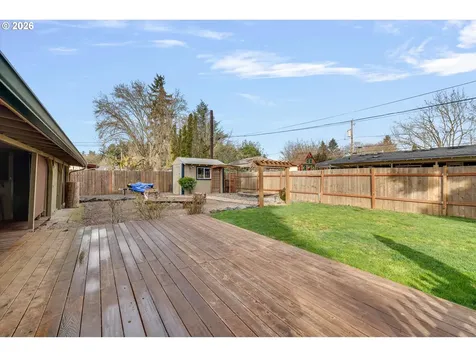1173 SE Elm Street Hillsboro OR 97123