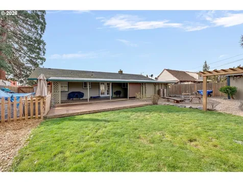 1173 SE Elm Street Hillsboro OR 97123