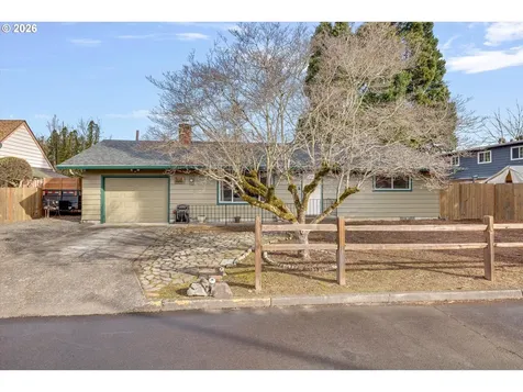 1173 SE Elm Street Hillsboro OR 97123